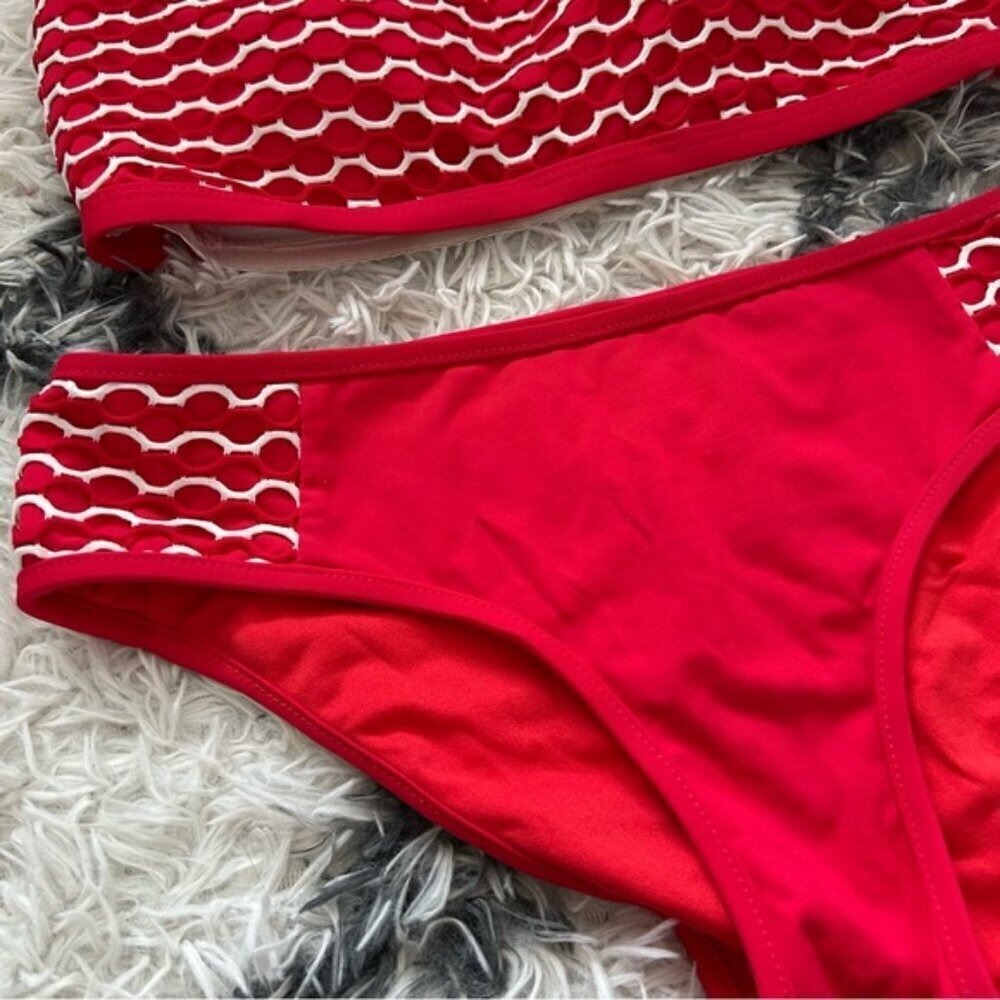 Baku Eyelet Wave Bikini - Picture 2 of 6